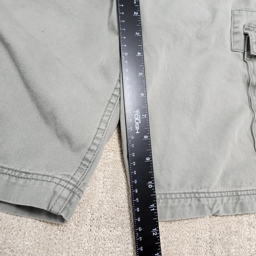 Vintage Levis Cargo Shorts Men 36 *READ Y2K Baggy Wide Leg Utility Paratrooper